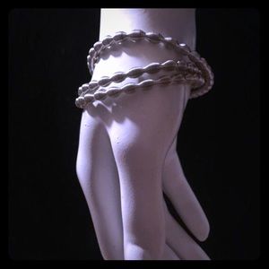 Set of 3 silver elastic bangles